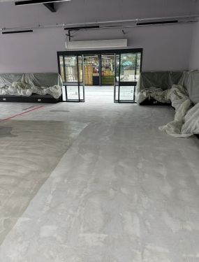Click Here To Enlarge This Photo Of Garden King - Newhall, Swadlincote